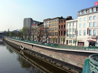 Along the River Sambre, Шарлеруа